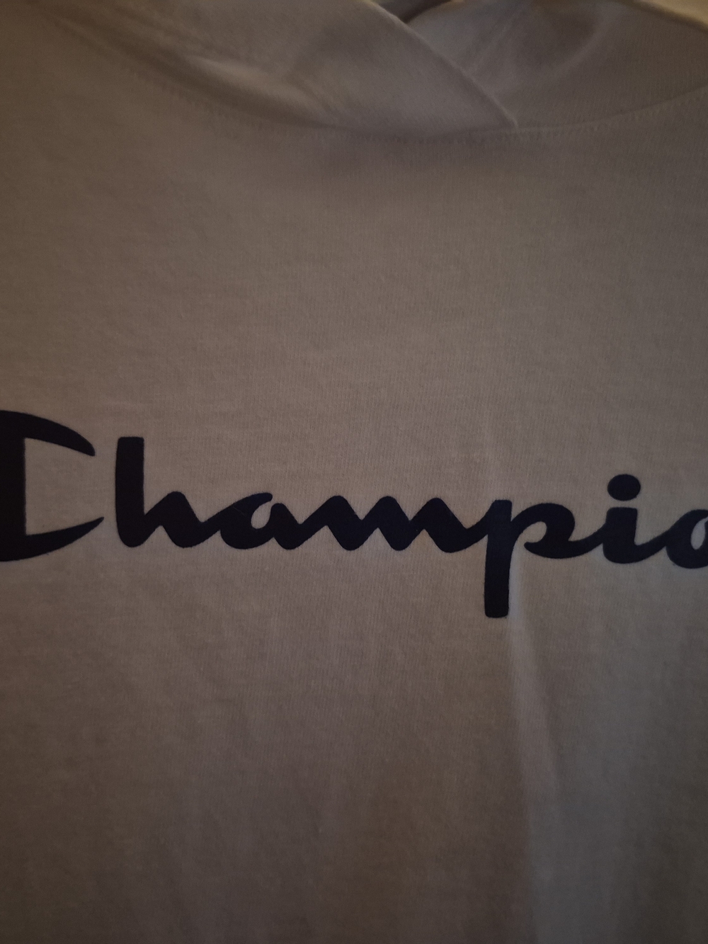 8 Items For Only $30💥 Champion Women White Hoodie Size M🥰 - Picture 3 of 9